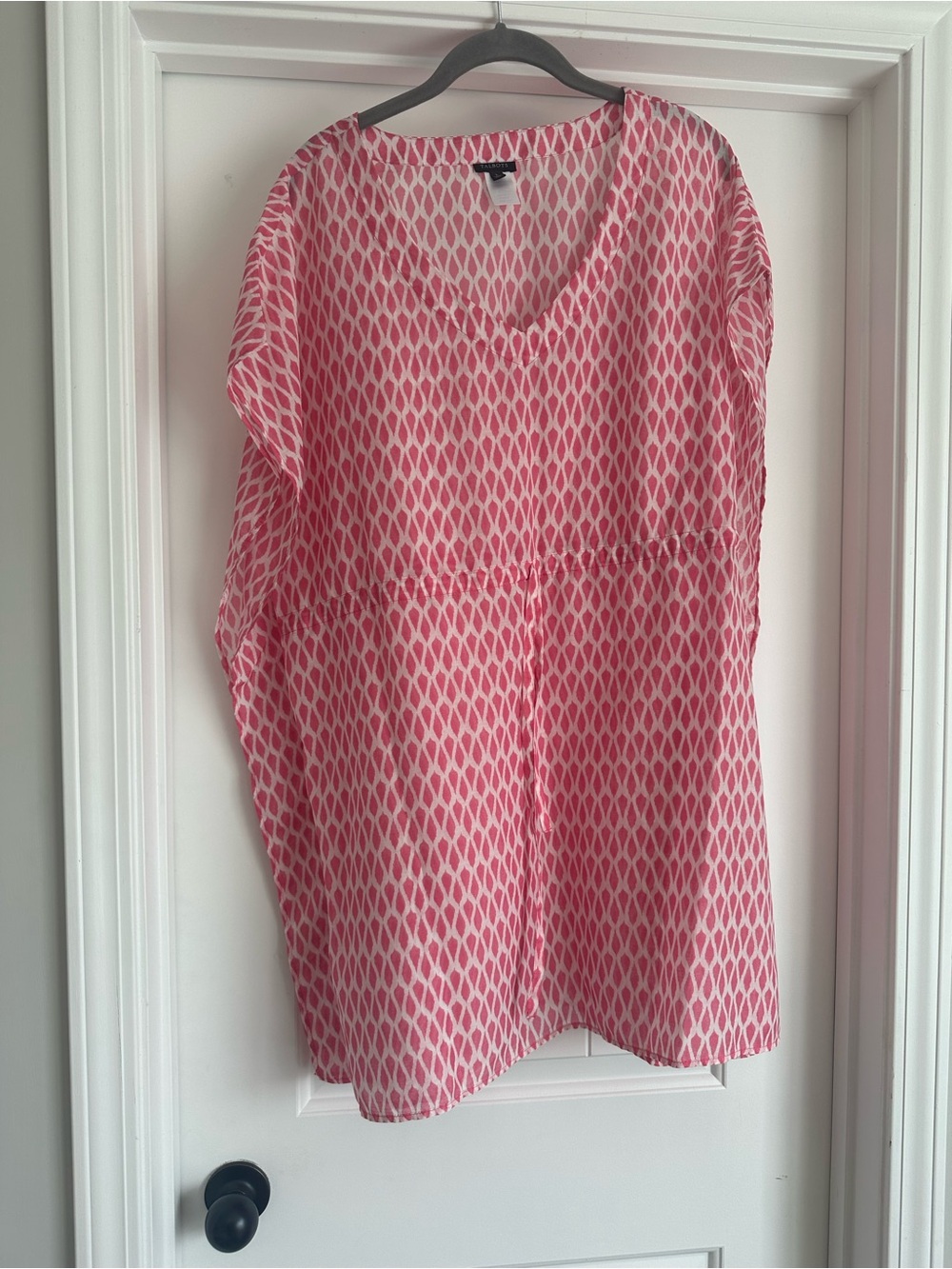 Women’s Talbots L Coral Pink and White Swimsuit Coverup